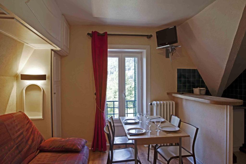 Hotel Et Residence Des Bains Vic-sur-Cère Pokój zdjęcie